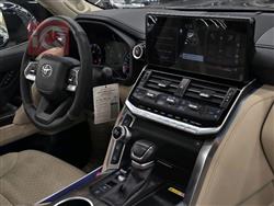 تۆیۆتا لاند کروزەر